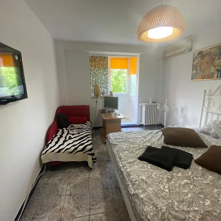 Piata Resita Host בוקרשט