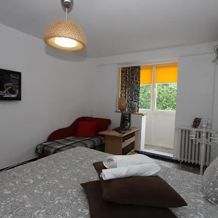 Piata Resita Host Apartment *