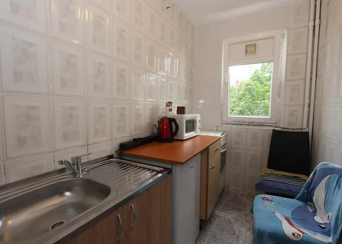 Piata Resita Host Apartmán *